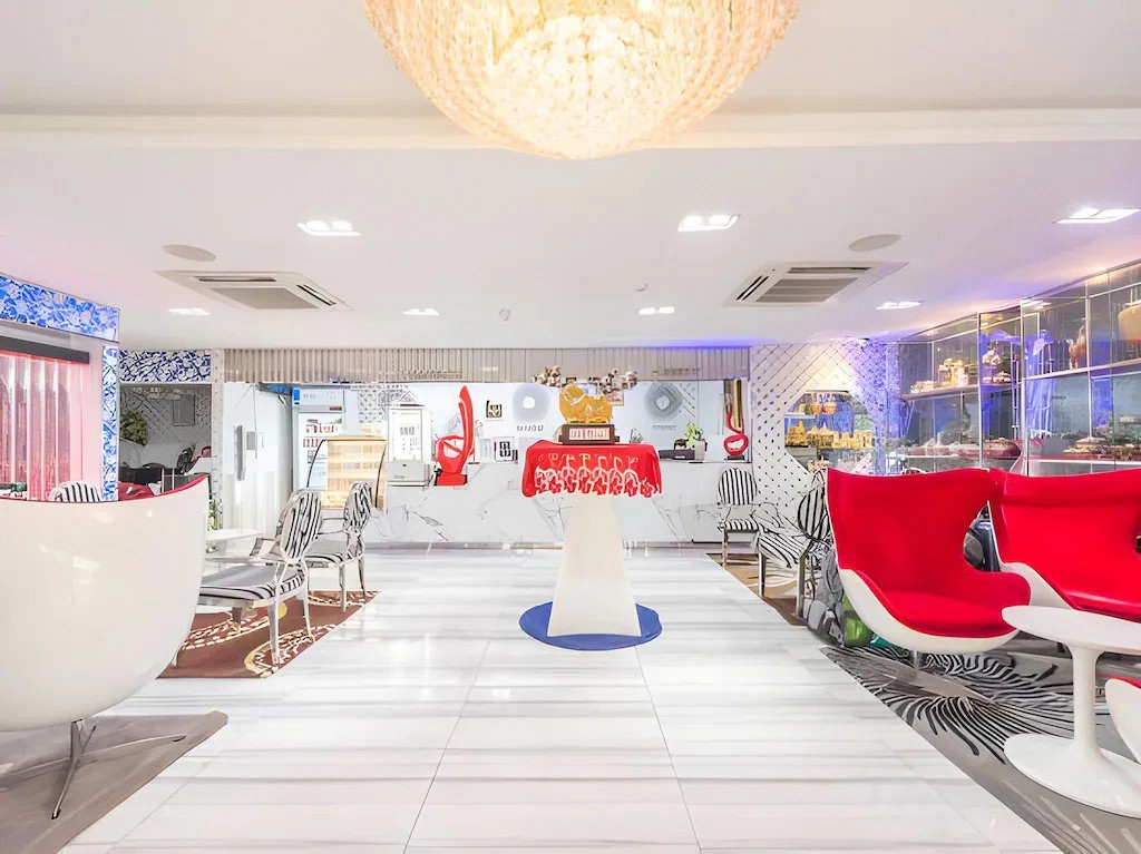 Facilities & Services